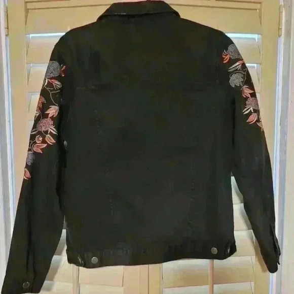 Embroidered Black Denim Jacket - Picture 8 of 10